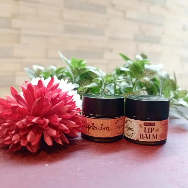 Ayana_Ruby_Red_Shea_Butter_&_Beeswax_Lip_Balm_Set_Of_2