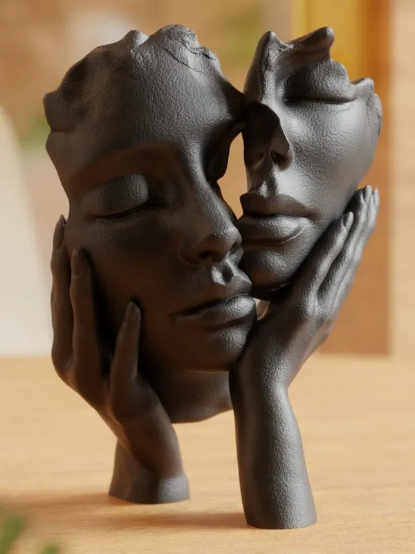 Dark_Abstract_Couple_Sculpture_Showpiece