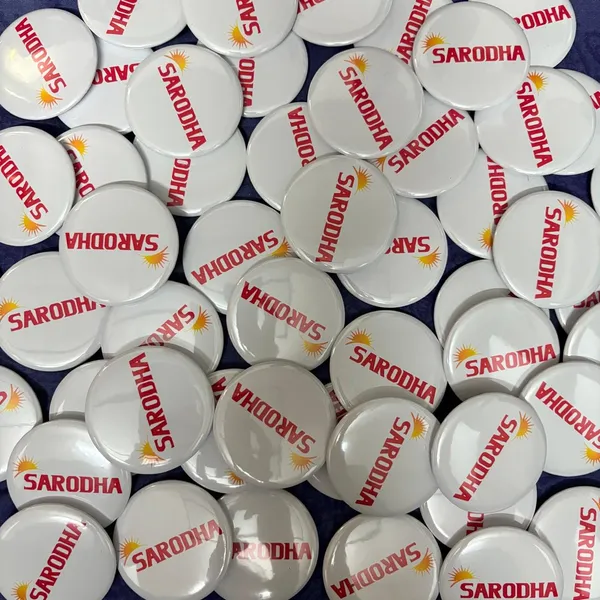 Custom_Photo_Round_Pin_Badge_58Mm_(Set_Of_2)