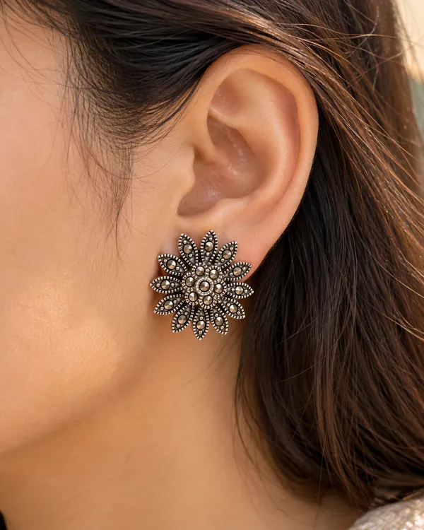 Black_Round_Cut_Stone_Sterling_Silver_Earrings_For_Women