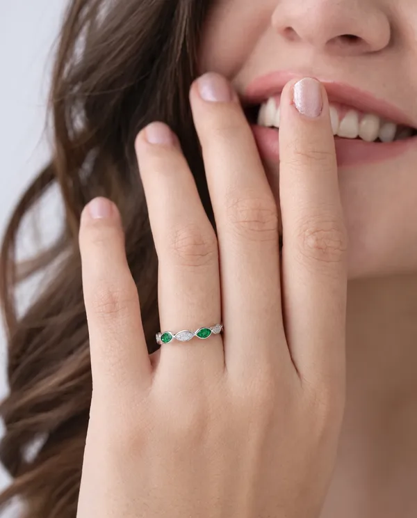 White_&_Green_Cubic_Zirconia_Sterling_Silver_Ring_For_Women
