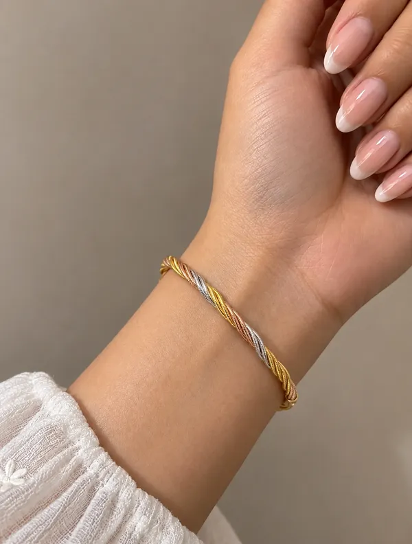 Golden_Tone_Sterling_Silver_Bracelet_For_Women