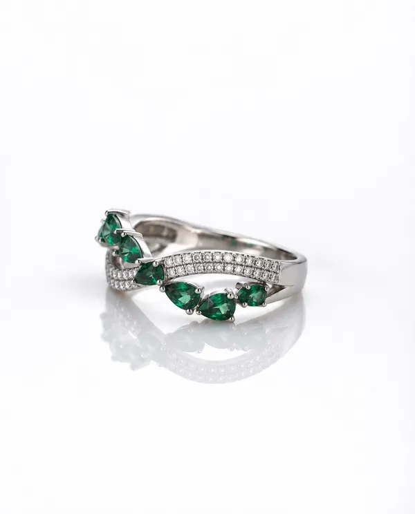 Green_Emerald_Sterling_Silver_Ring_For_Women