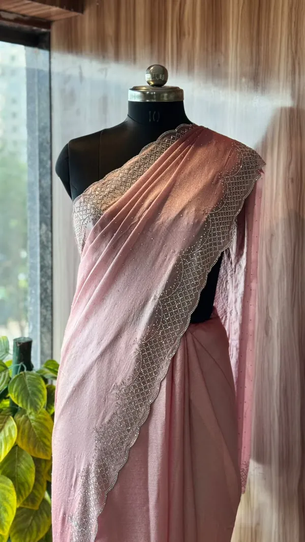 Pink_Net_Embellished_Saree_For_Women