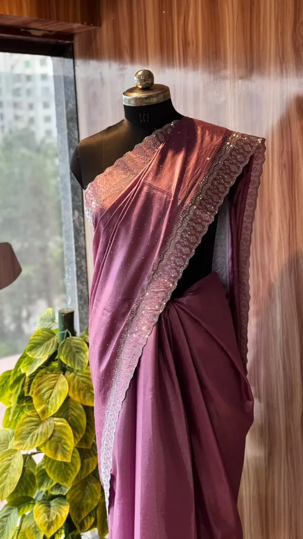 Mauve_Lace_Border_Saree_For_Women