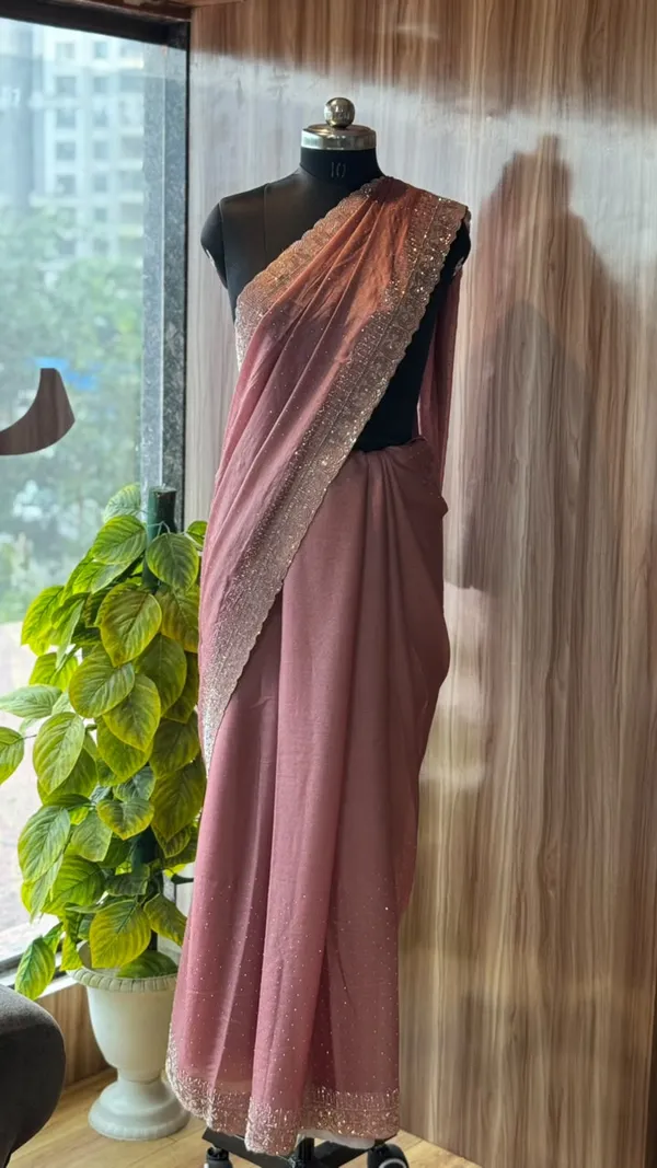 Mauve_Embellished_Scalloped_Border_Saree_For_Women