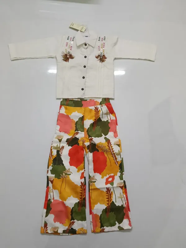 White_Floral_Print_Shirt_And_Trousers_Set_For_Girls