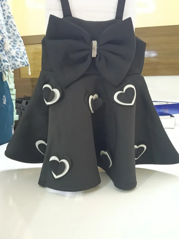 Black_Sleeveless_Party_Dress_for_Girls