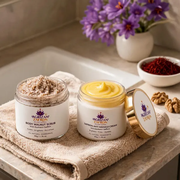 Walnut_Scrub_And_Saffron_Anti-Wrinkle_Cream_Set