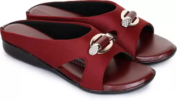 Maroon_Textured_Flat_Sandals