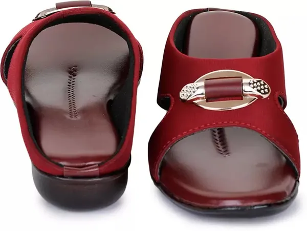 Maroon_Textured_Flat_Sandals
