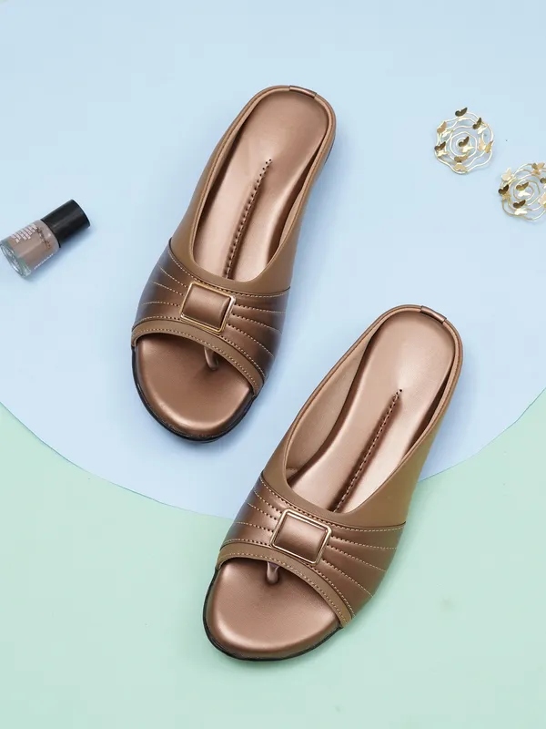 Brown_Slip-On_Flat_Sandals
