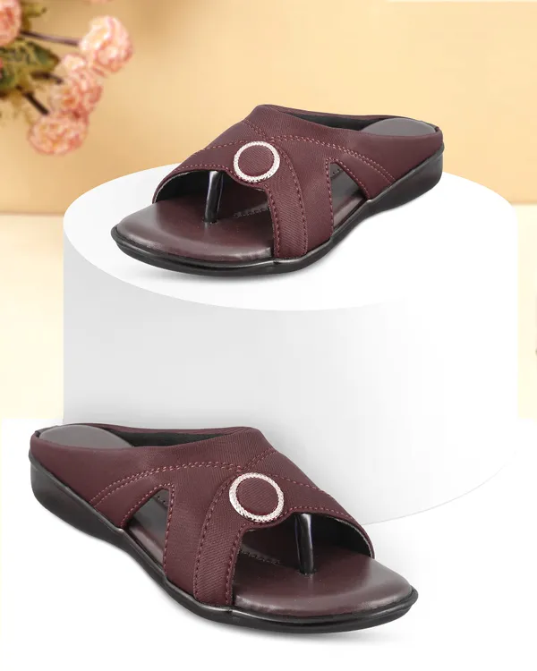 Brown_Casual_Toe_Loop_Sandals