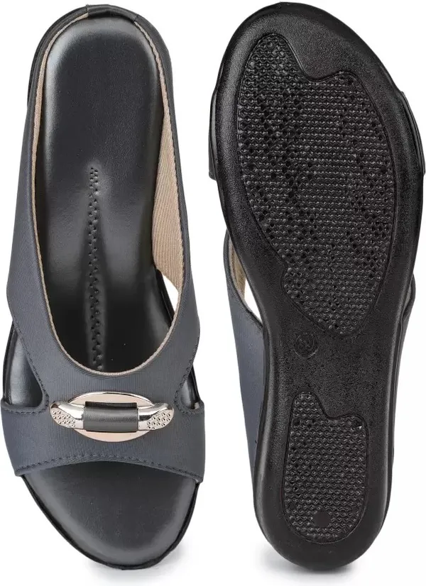 Grey_Synthetic_Flat_Sandals