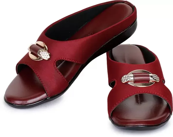 Maroon_Textured_Flat_Sandals