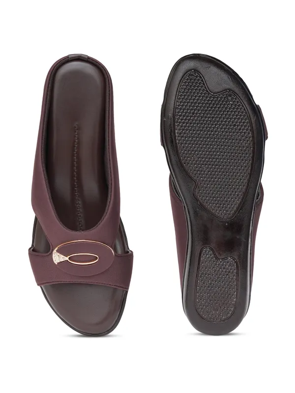 Brown_Wedge_Slip-On_Sandals