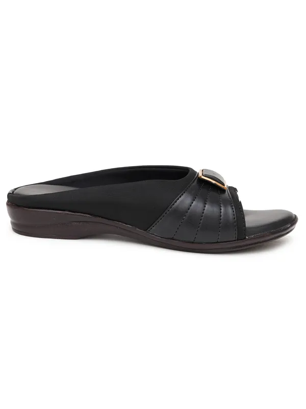 Black_Synthetic_Wedge_Sandals