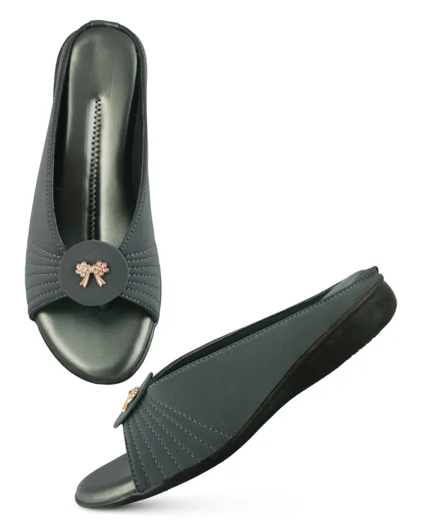 Black_Embellished_Slip-On_Flats