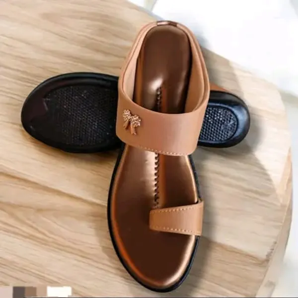Brown_Flat_Strappy_Sandals