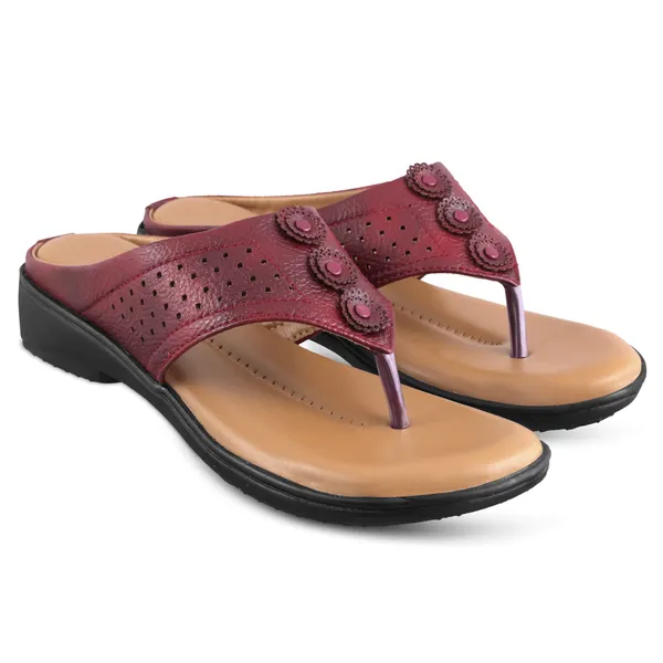 Burgundy_Textured_Thong_Sandals