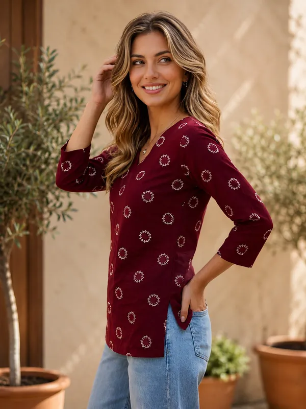 Maroon_Cotton_Regular_Fit_Printed_Top_For_Women