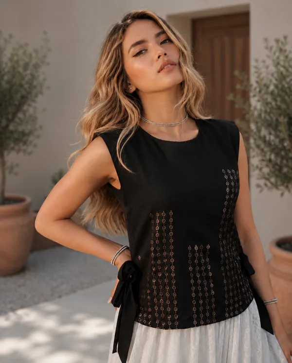 Black_Slub_Cotton_Sleeveless_Relaxed_Fit_Top_For_Women