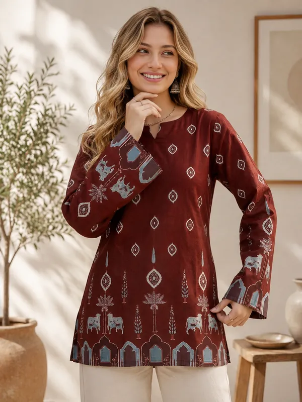 Maroon_Cotton_Straight_Printed_Kurti_For_Women