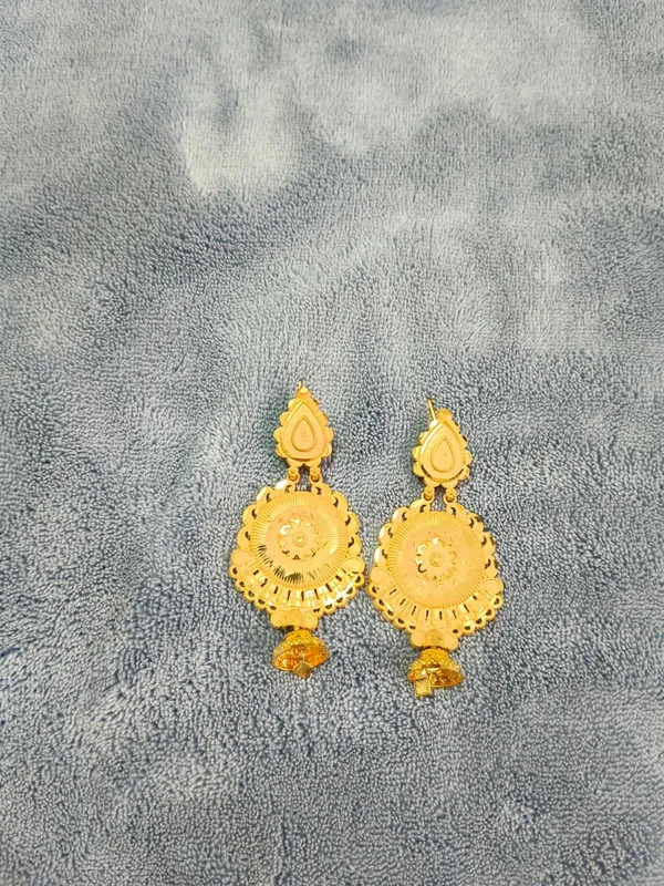 Gold_Brass_Scalloped_Teardrop_Traditional_Drop_Earrings_For_Women