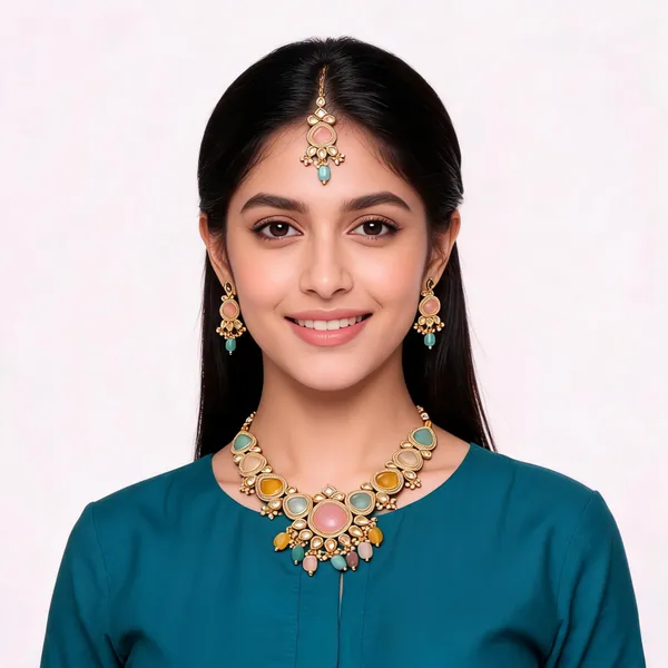 Gold_Brass_Kundan_Necklace_Set_For_Women
