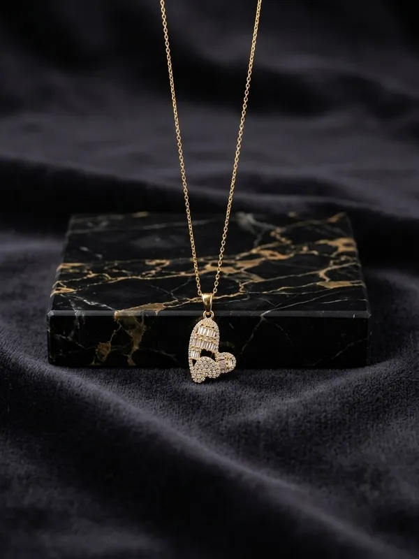 Gold_Stainless_Steel_Rhinestone_Pendant_Necklace_For_Women