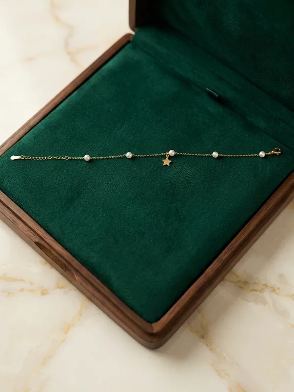 Gold_Stainless_Steel_Faux_Pearl_Star_Charm_Chain_Bracelet_For_Women