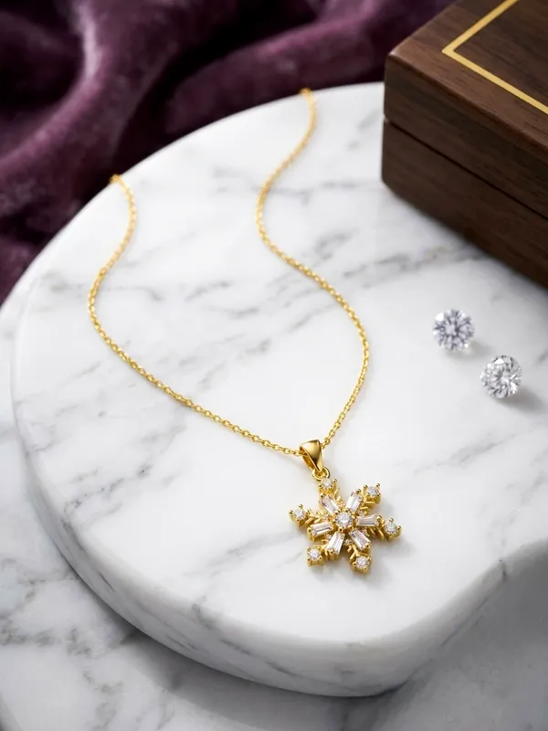 Gold_Stainless_Steel_Snowflake_Pendant_Necklace_For_Women
