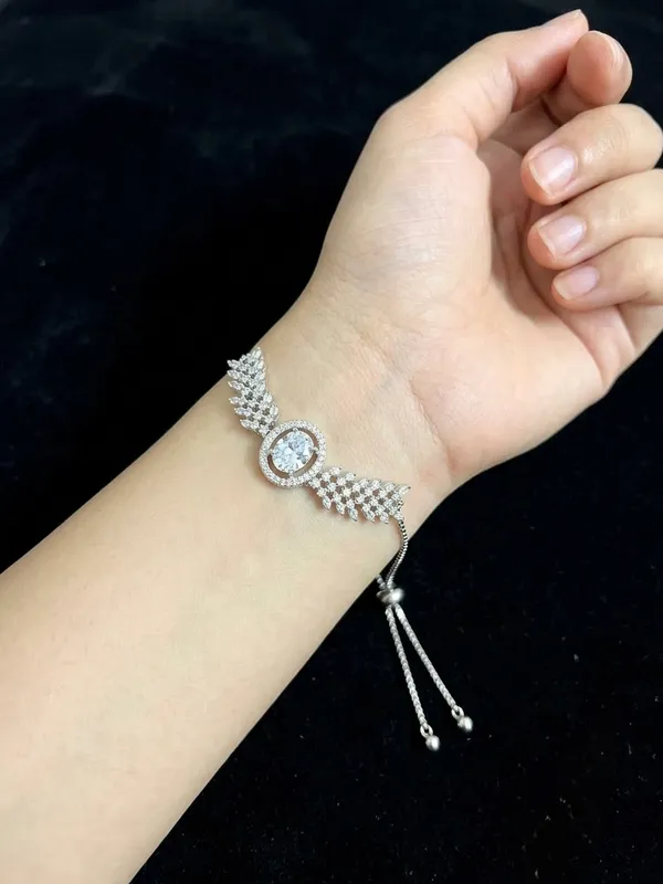 Silver_American_Diamond_Crystal_Leaf_Adjustable_Bracelet_For_Women