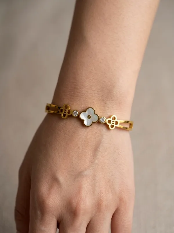 Gold_Copper_Floral_Charm_Cuff_Bracelet_For_Women