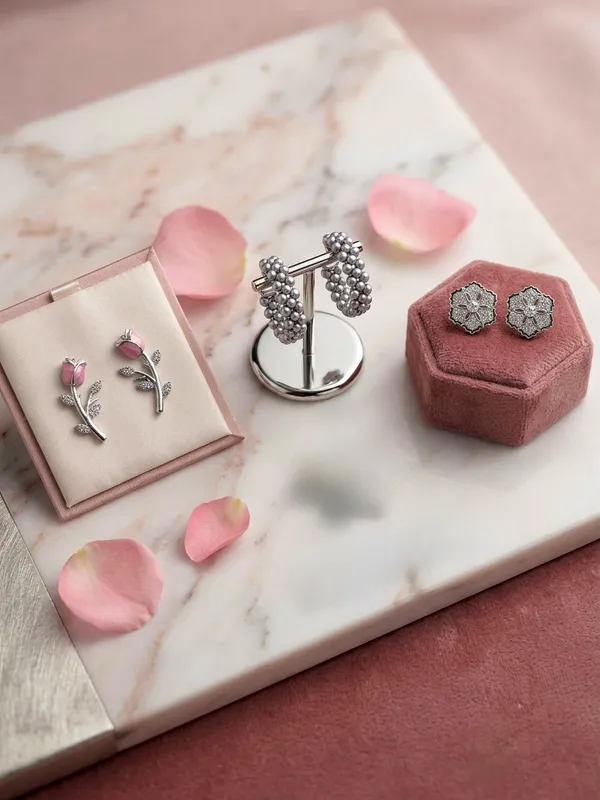 Silver_Alloy_Floral_Design_Earrings_For_Women