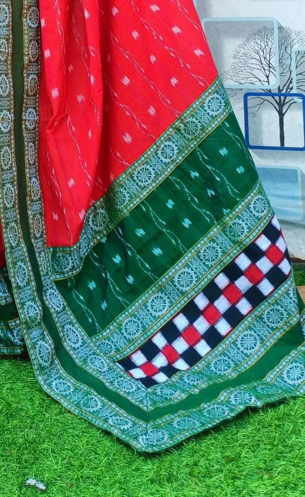Red_Cotton_Printed_Ethnic_Saree_For_Women