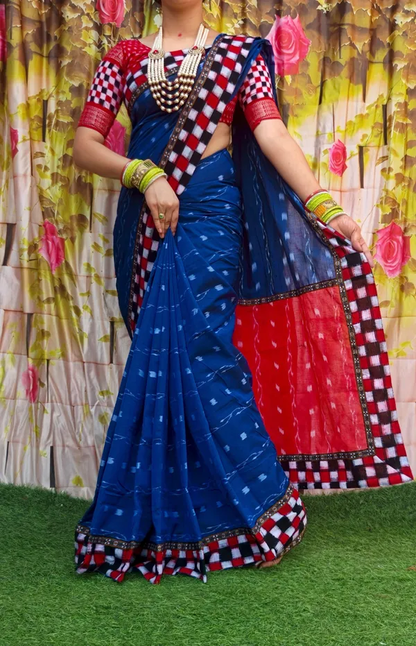 Blue_Red_Cotton_Printed_Saree_For_Women
