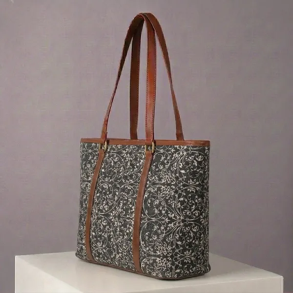 Grey_Floral_Print_Tote_Bag_For_Women