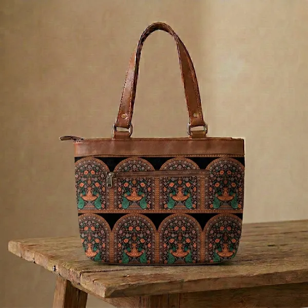 Brown_Printed_Tote_Handbag_For_Women