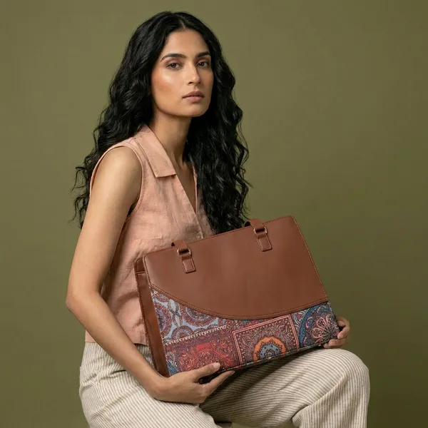 Brown_Leatherette_Printed_Tote_Bag_For_Women