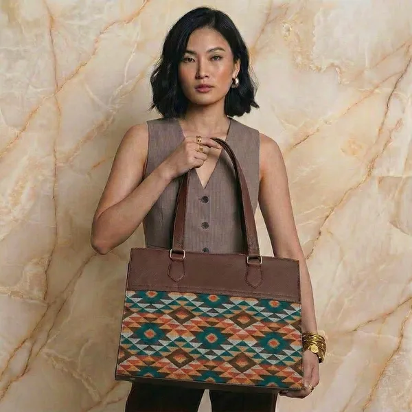 Brown_Printed_Tote_Handbag_For_Women