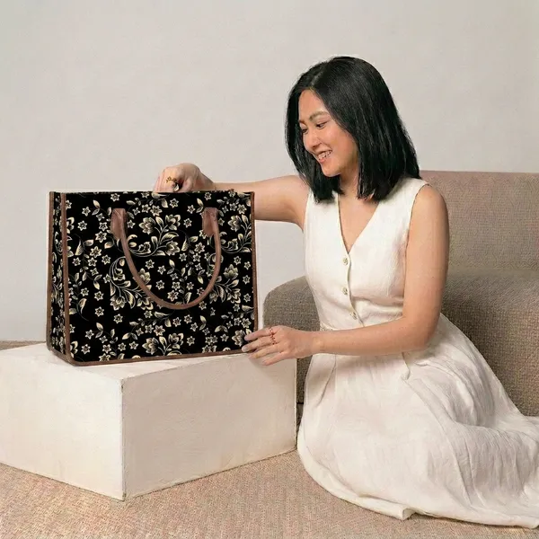 Black_Floral_Print_Tote_Handbag_For_Women