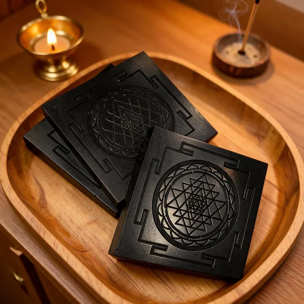 Black_Karungali_Wood_Sri_Yantra_Engraved_Religious_Plaque_Set_Of_3