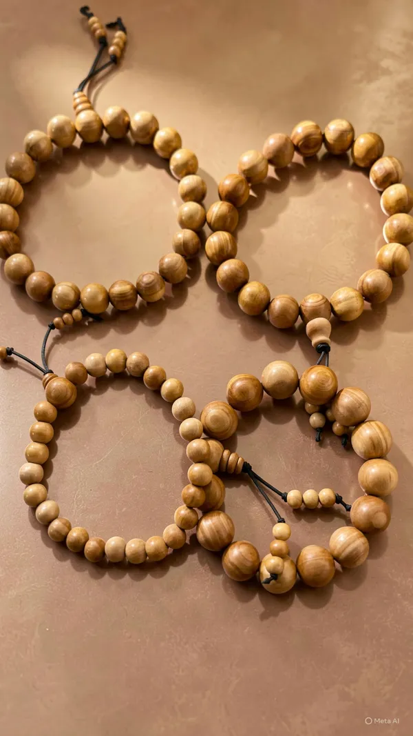White_sandalwood_mala