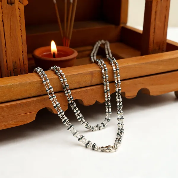 Malawale_Silver_Beaded_Tulsi_Mala_Necklace