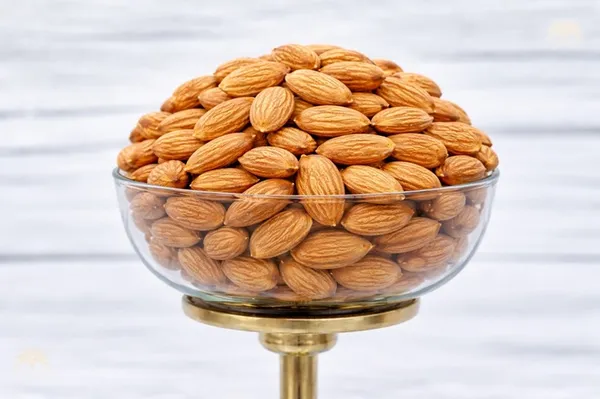 Badam_Regular_California