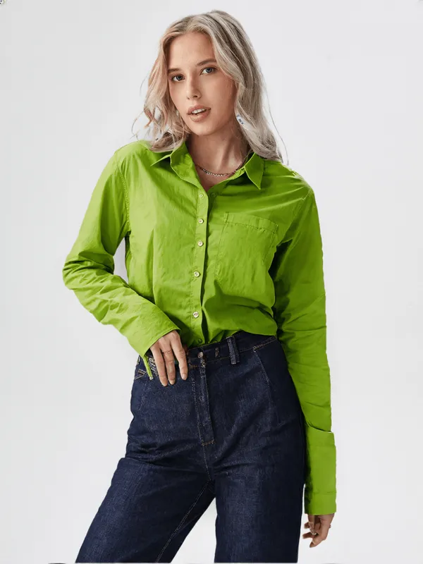 Women_S_Shirt_Parrot_Green
