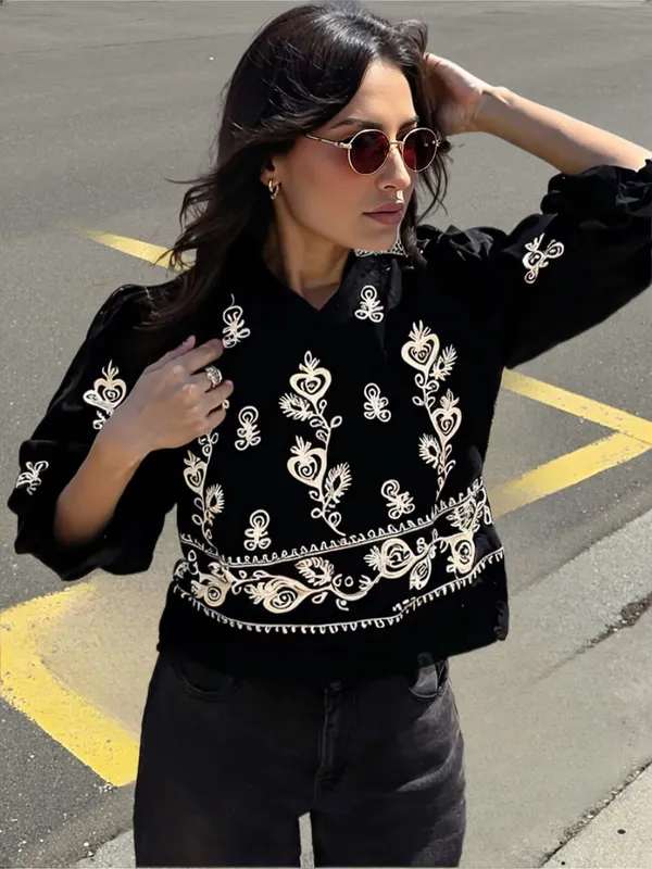 Women_S_Top_Black