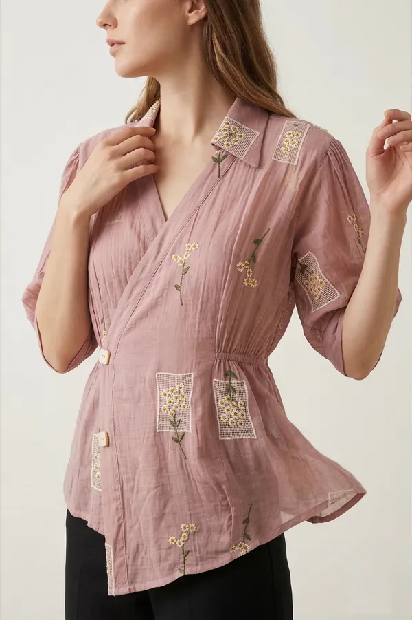 Mask_Women_S_Top_Peach