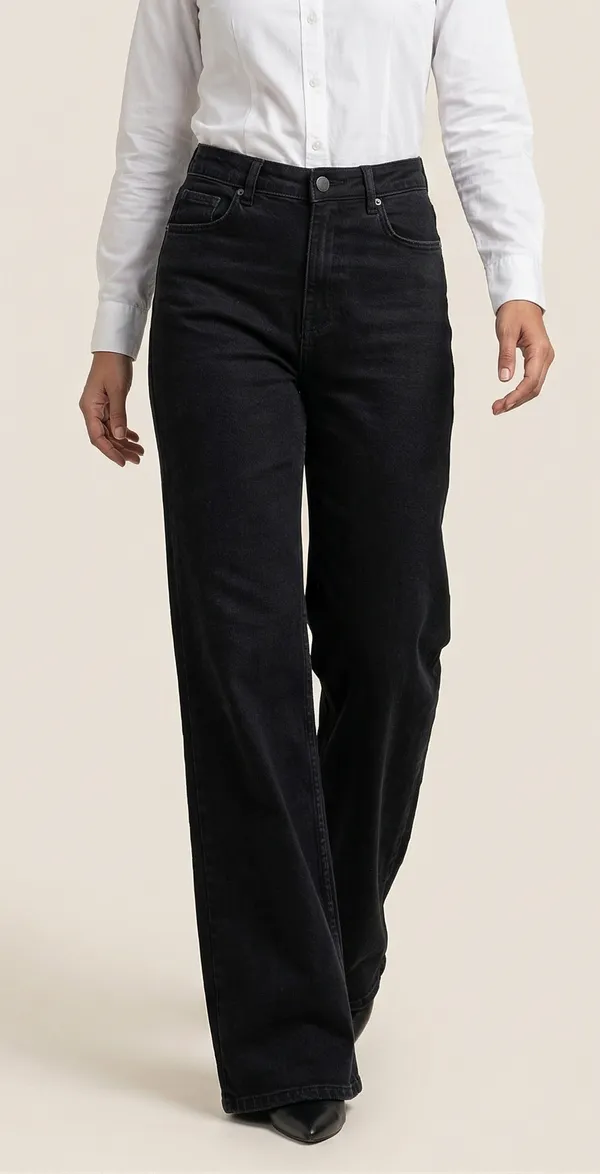Queen_Women_S_Jeans_Black